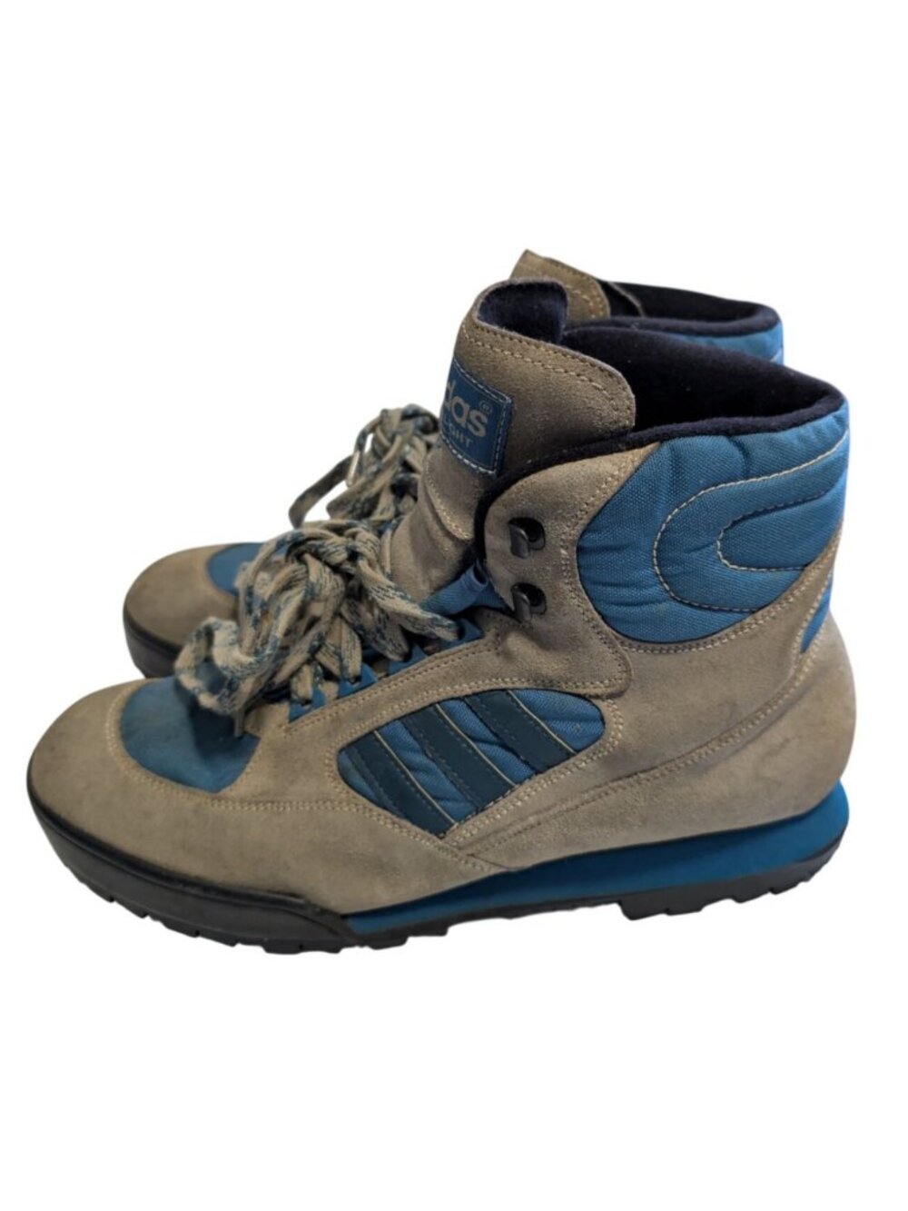 Adidas Trend Light Hiking Boots Mens 9.5 Gray Blue Suede Gorpcore Trail